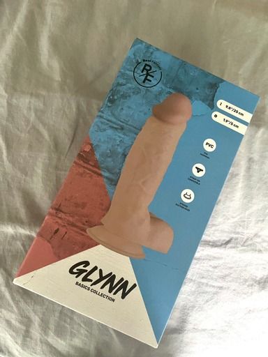 Glynn Realistische Dildo Met Balzak 25 Cm EasyToys