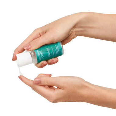 amorelie bio gleitgel Just Glide Waterbased- feuchtigkeitsspendendes Gleitgel für Frauen und  Männer, auf Wasserbasis, ohne Klebe-Effekt, öl- und fettfrei, vegan, 20 ml  : Amazon.de: Drogerie & Körperpflege main image 0