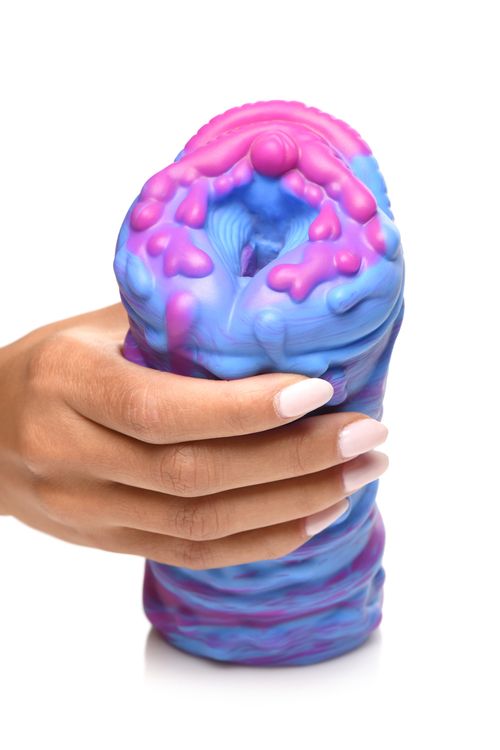 creature_cocks_-_cycloon_alien_vagina_masturbator