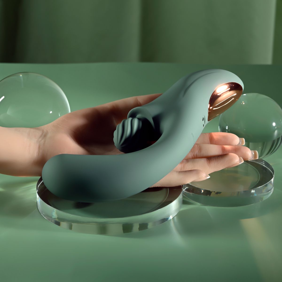 Evolved - Spiral Charm Clitorisvibrator - Groen foto 7