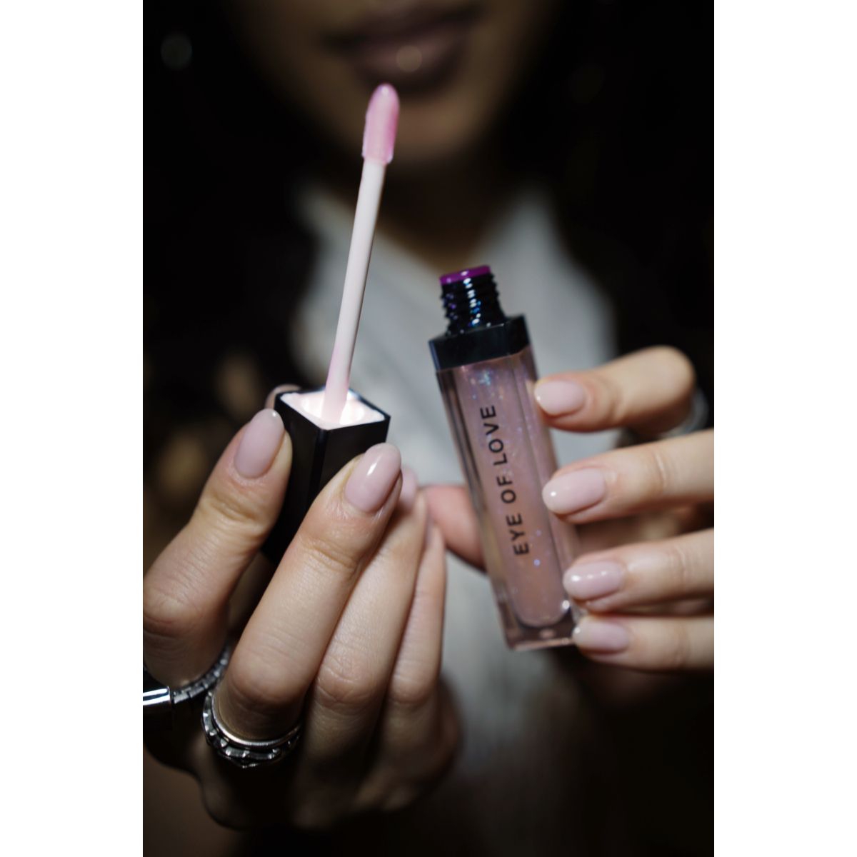 Eye of Love - Matchmaker Kiss Chemistry Lip Gloss - Pink Pulse - Afbeelding 8