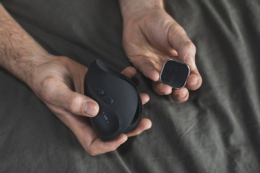 PULSE SOLO LUX Masturbator mit Fernbedienung