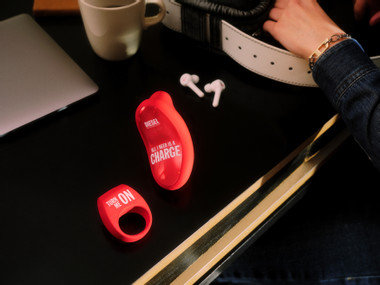 LELO x Diesel - SONA Cruise Air Pressure Vibrator - Red