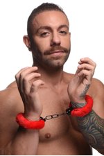 XR Brands - Cuffed In Fur Handboeien - Rood