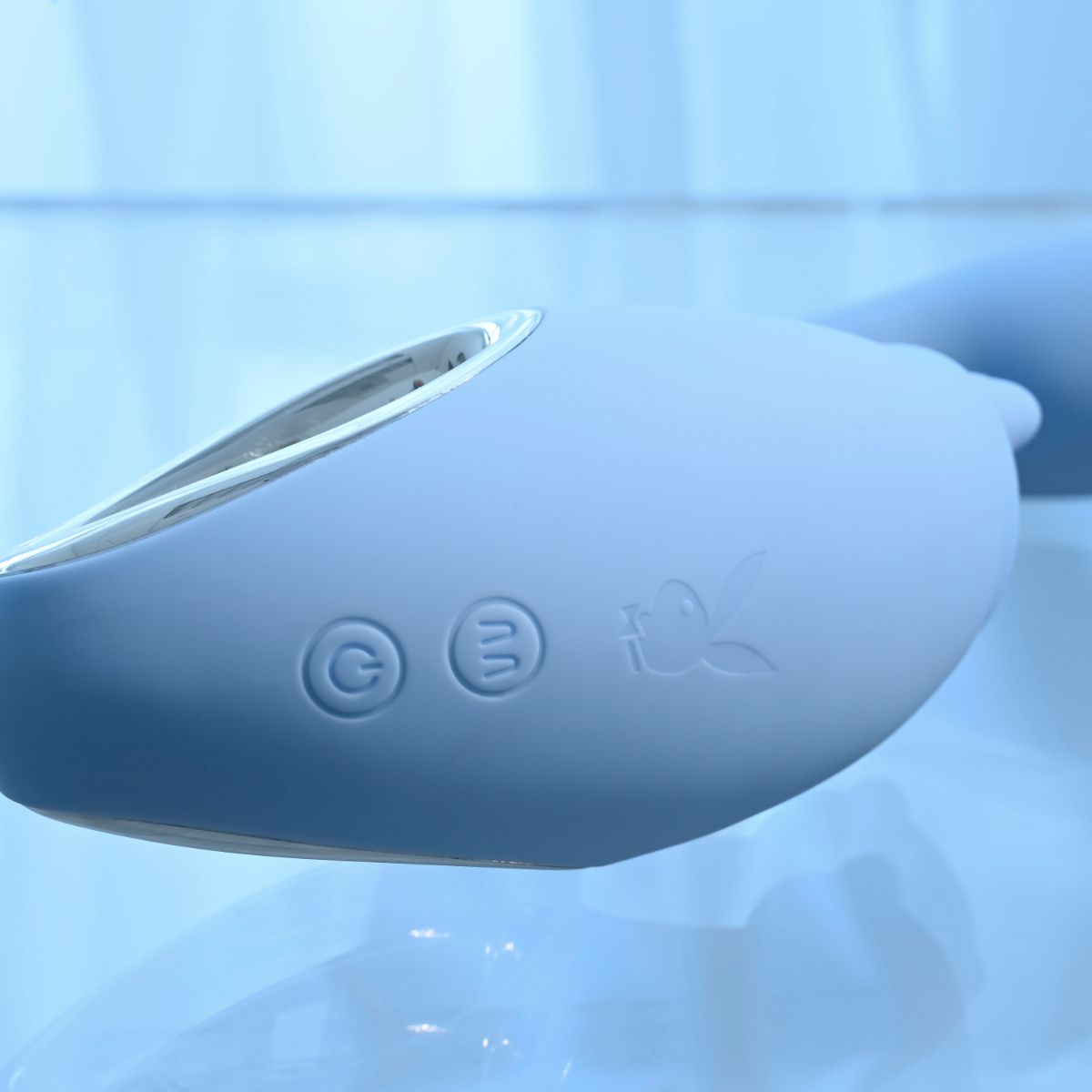 Playboy - Sapphire Dual Vibrator - Sky Blue - Afbeelding 8