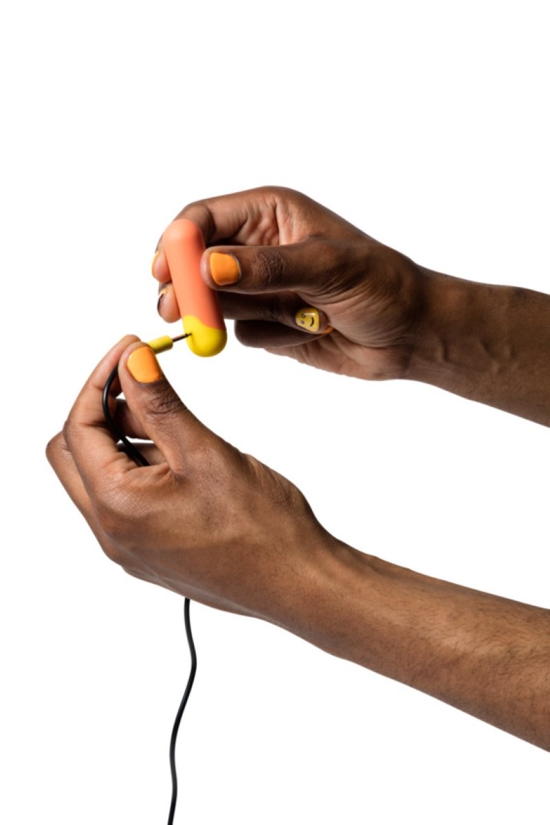 ROMP by Womanizer - Riot Bullet Vibrator - Oranje
