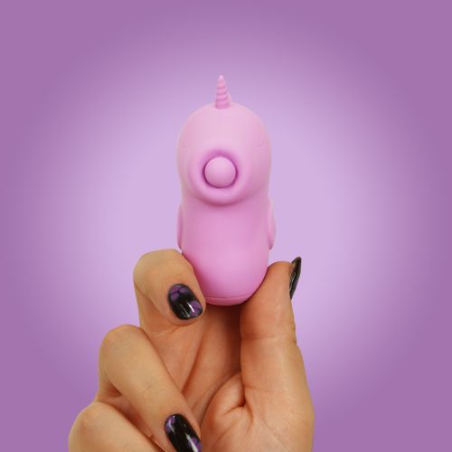 unihorn_-_finger_vibe_finger_vibrator_-_karmic_kisses