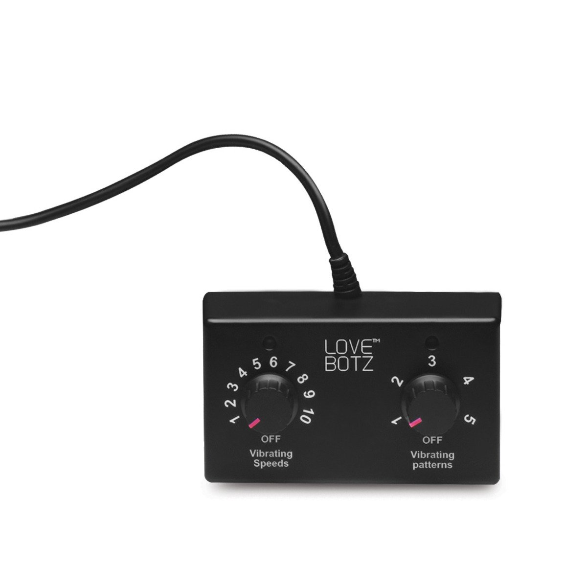 LOVE BOTZ - 50X Saddle Pro Sex Machine met 4 Opzetstukken - Zwart